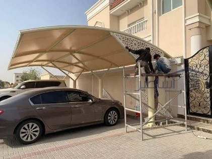 تصميم وتركيب مظلات خارجية للسيارات